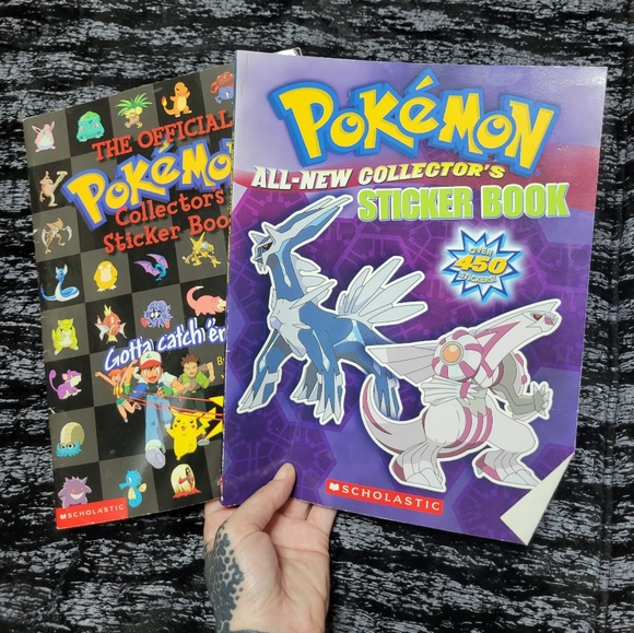 Pokemon Books - Picture 1 of 9